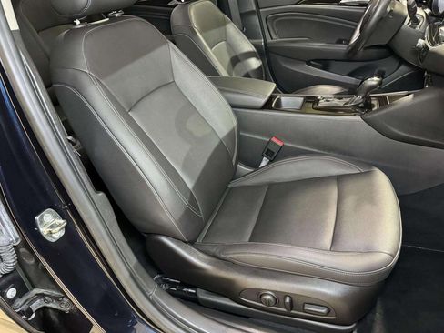 Used 2018 Buick Regal Essence image 24