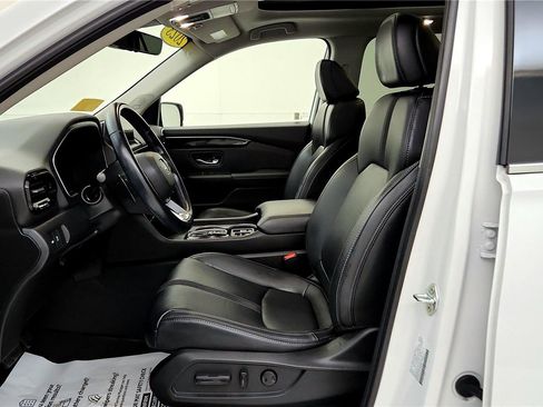 Used 2023 Honda Pilot Touring image 26