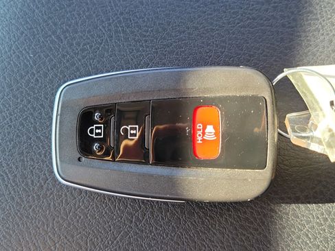 Used 2024 Toyota 4Runner SR5 RWD image 33