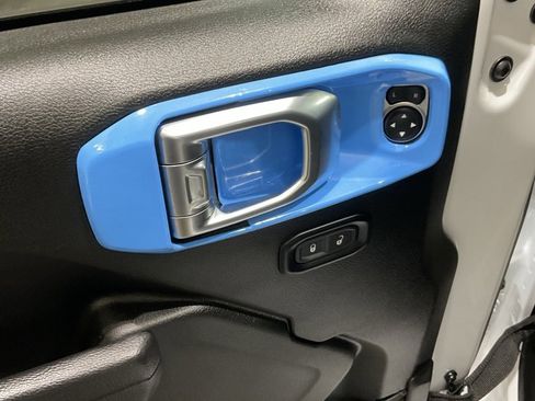 Used 2024 Jeep Wrangler Unlimited image 7