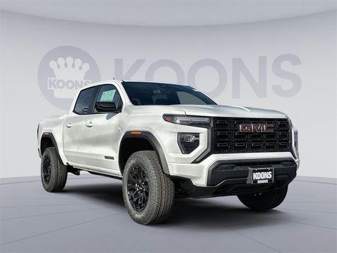 New 2026 GMC Canyon Elevation image 10