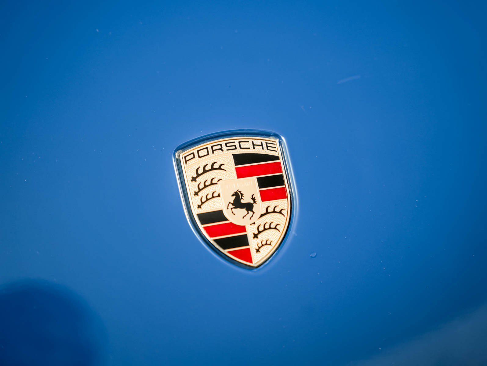 Certified 2023 Porsche Taycan 4 Cross Turismo AWD/4WD image 29