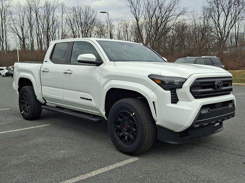 New 2026 Toyota Tacoma 4x4 Double Cab image 3