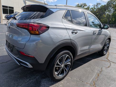Used 2023 Buick Encore GX Select FWD image 4