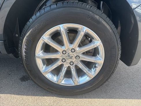 Used 2013 Lincoln MKX FWD image 28