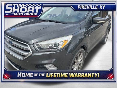 Used 2017 Ford Escape Titanium image 1