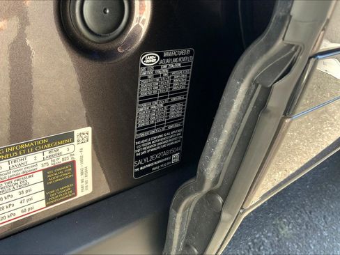 Used 2026 Land Rover Range Rover Velar Dynamic SE image 33