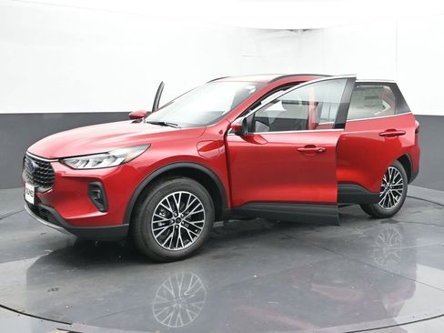 New 2025 Ford Escape SE image 49