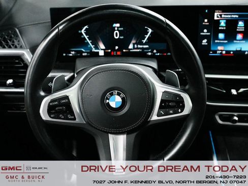 Used 2024 BMW X7 xDrive40i w/ M Sport Package image 28