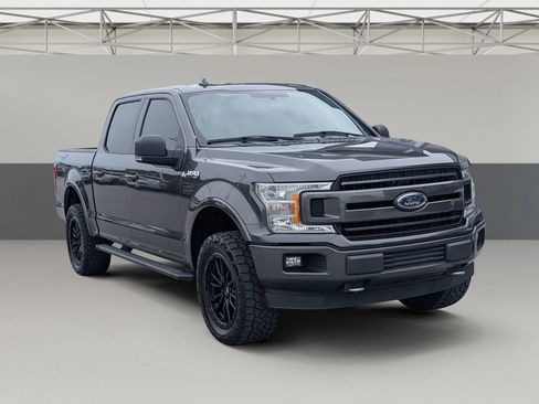 Used 2018 Ford F150 XLT w/ Equipment Group 302A Luxury AWD/4WD image 2