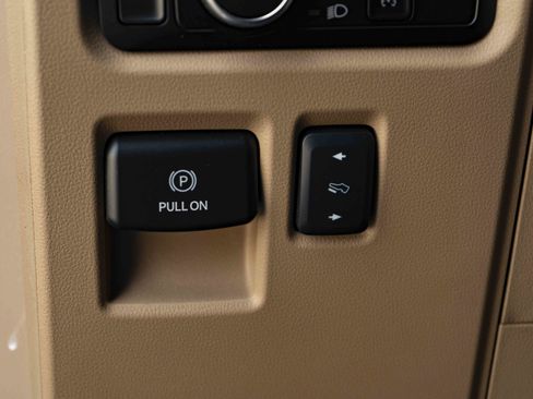 Used 2023 Ford F150 Lariat w/ Equipment Group 502A High AWD/4WD image 41