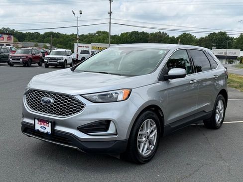 Used 2023 Ford Edge SEL AWD/4WD image 8