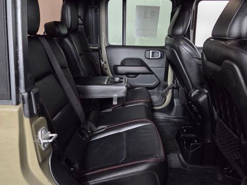 Used 2020 Jeep Gladiator Rubicon w/ Dual Top Group image 32