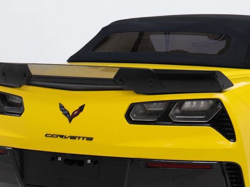 Used 2018 Chevrolet Corvette Z06 RWD image 18
