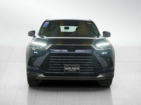 Used 2025 Toyota Grand Highlander AWD image 8