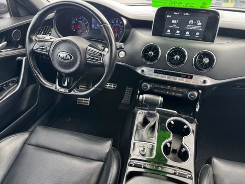 Used 2020 Kia Stinger GT-Line image 25
