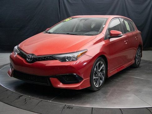 Used 2018 Toyota Corolla iM w/ All-Weather Mat Package image 6