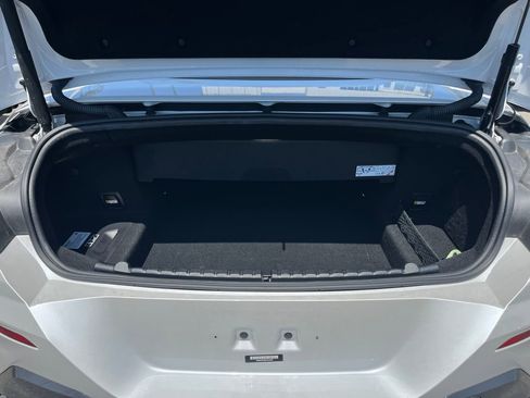 Used 2023 BMW 840i Convertible w/ Comfort Seating Package RWD image 6