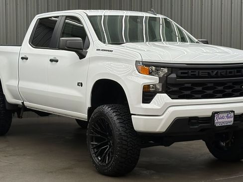Used 2024 Chevrolet Silverado 1500 Custom w/ LPO, Dark Essentials Package AWD/4WD image 7
