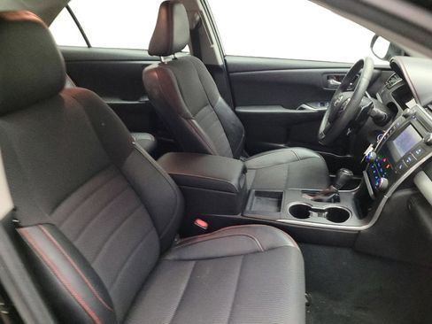 Used 2017 Toyota Camry SE FWD image 21