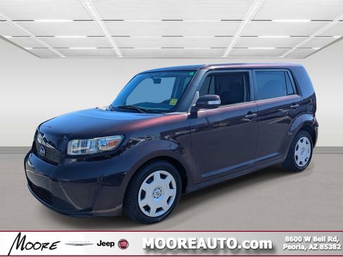 Used 2009 Scion xB image 1