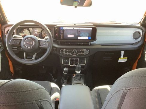 New 2025 Jeep Gladiator Sport image 6
