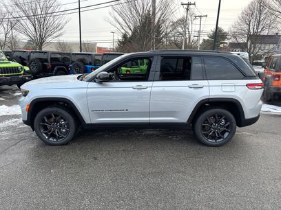 New 2025 Jeep Grand Cherokee Limited w/ Trailer Tow Package
