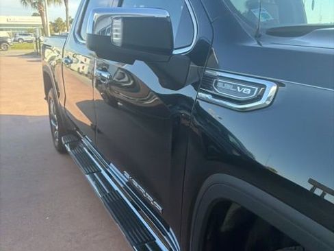 Used 2024 GMC Sierra 1500 SLT w/ SLT Premium Plus Package image 4