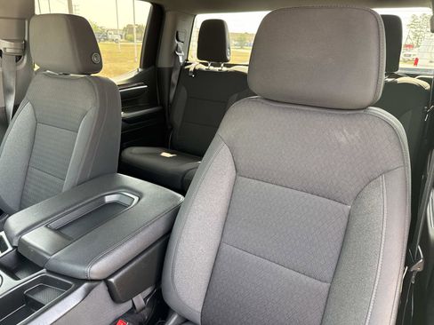 Used 2025 Chevrolet Silverado 1500 LT AWD/4WD image 25