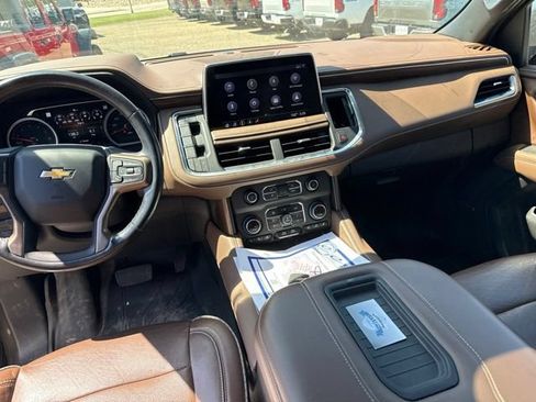 Used 2021 Chevrolet Tahoe High Country w/ Premium Package AWD/4WD image 26