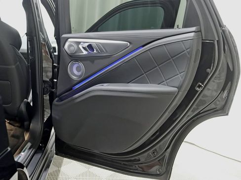 Used 2023 BMW XM AWD/4WD image 40