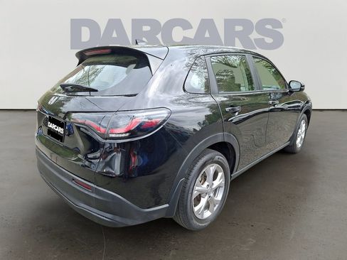 Used 2023 Honda HR-V LX image 6