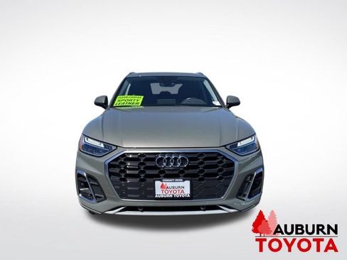 Used 2023 Audi Q5 2.0T Premium Plus w/ Premium Plus Package AWD/4WD image 2