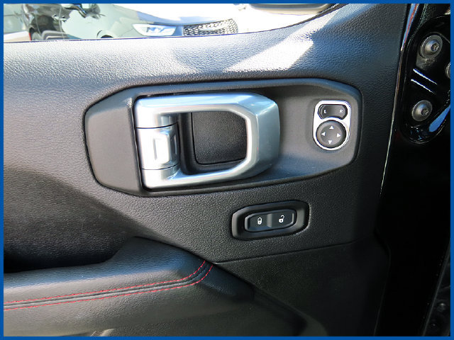 Used 2021 Jeep Wrangler Unlimited Rubicon AWD/4WD image 13