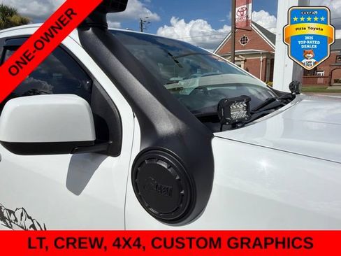 Used 2021 Chevrolet Colorado LT w/ LT Convenience Package AWD/4WD image 12