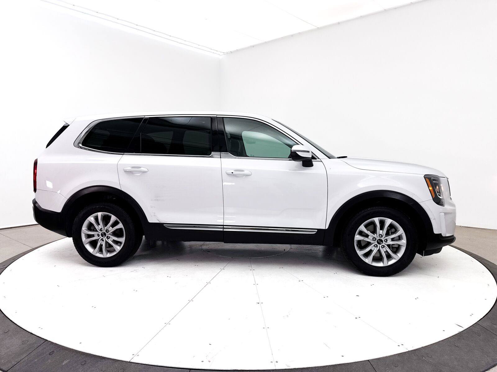 Used 2021 Kia Telluride LX FWD image 38