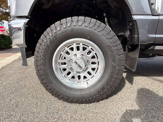 Used 2026 Ford F350 Lariat AWD/4WD image 7
