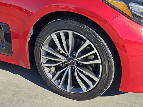 Used 2019 Kia Stinger Premium image 8