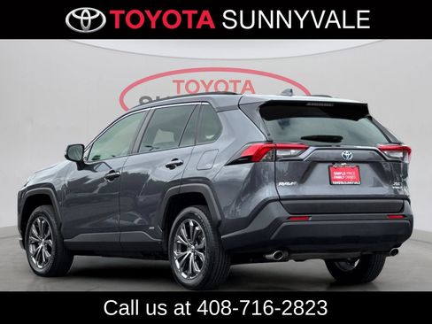 Used 2023 Toyota RAV4 XLE Premium AWD/4WD image 8