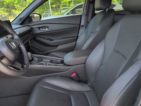 Used 2025 Honda Accord Sport image 5