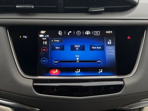 Used 2018 Cadillac XT5 Premium Luxury image 36