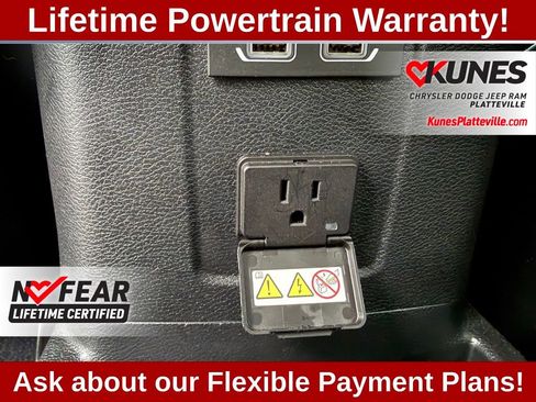 Used 2023 Jeep Wrangler Unlimited Sahara image 36