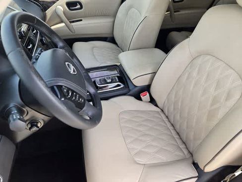 Used 2023 Nissan Armada Platinum w/ Captain's Chairs Package RWD image 11