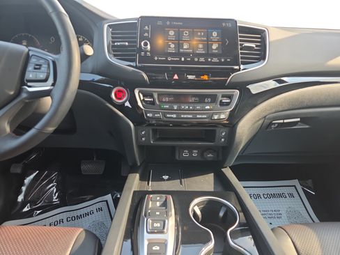 Used 2024 Honda Ridgeline Black Edition image 13
