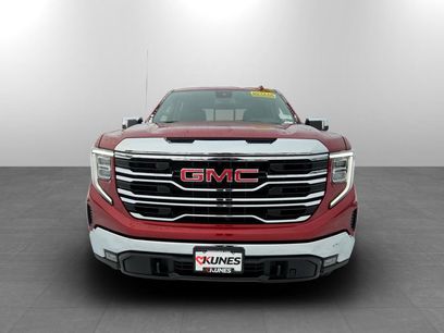 New 2026 GMC Sierra 1500 SLT w/ SLT Convenience Package