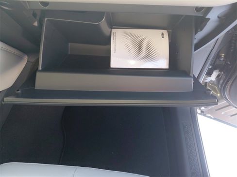 New 2026 Ford Explorer Active w/ Active Comfort Package image 16