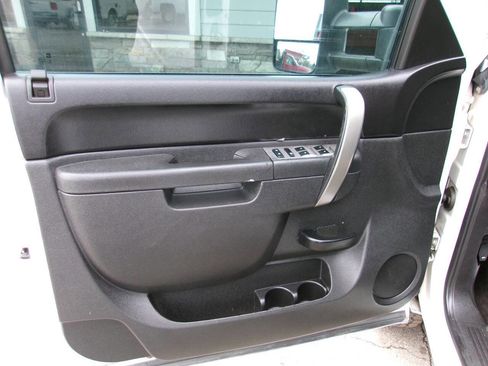 Used 2011 Chevrolet Silverado 2500 LT image 10