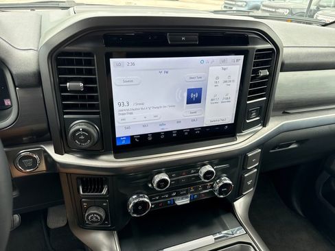 Used 2025 Ford F150 Lariat AWD/4WD image 20