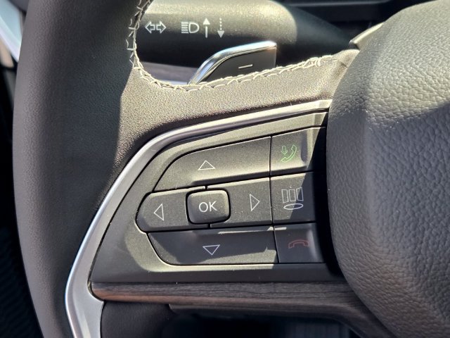 New 2027 Jeep Grand Cherokee Limited RWD image 24