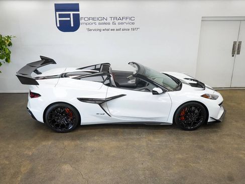 Used 2026 Chevrolet Corvette ZR1 w/ ZR1 Carbon Fiber Aero Package RWD image 54